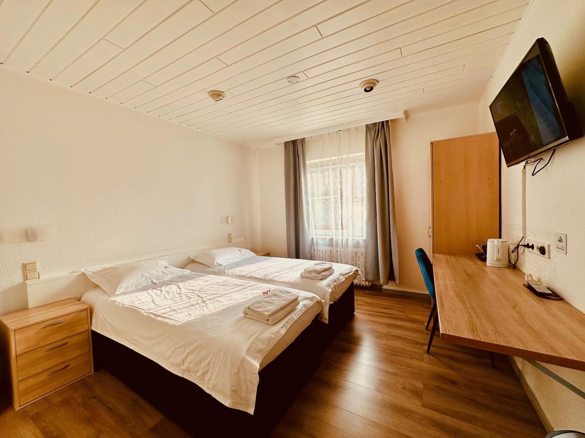 Hotel Destille Dormagen Cameră foto