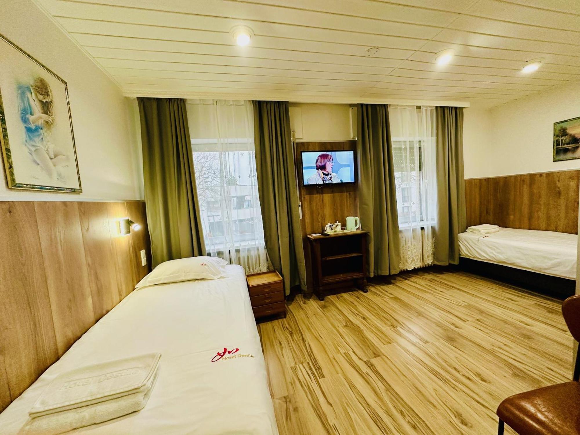 Hotel Destille Dormagen Cameră foto